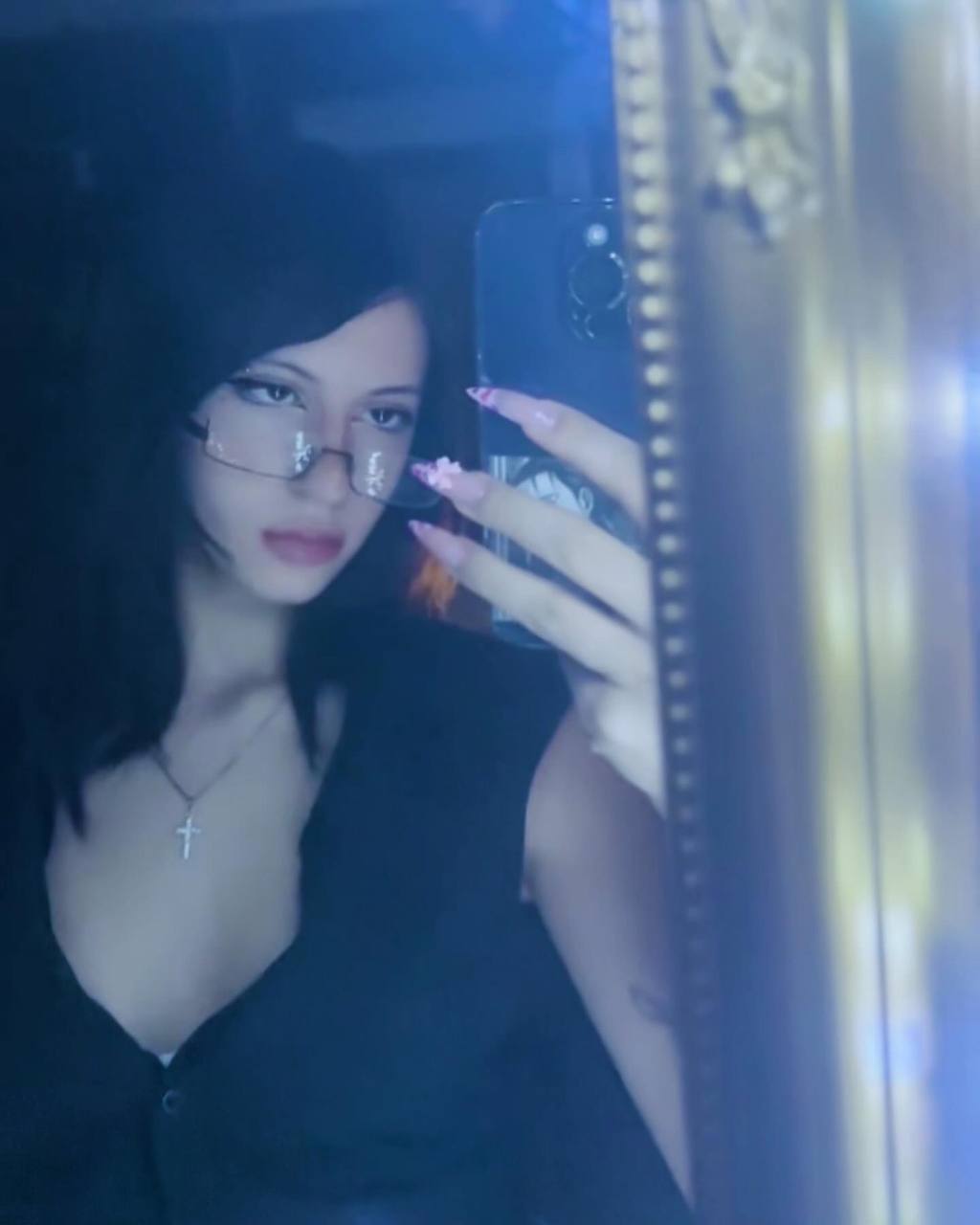 Похоже Стеша вошла во вкус с самострелами. Похоже Стеша вошла во вкус с самострелами.