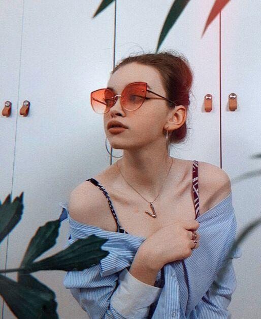 Ellvi слив горячих фото стримерши с Twitch. Ellvi слив горячих фото стримерши с Twitch.