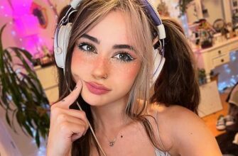 Стримерша Rissa "Mushyee" (30 слитых в сеть фото)