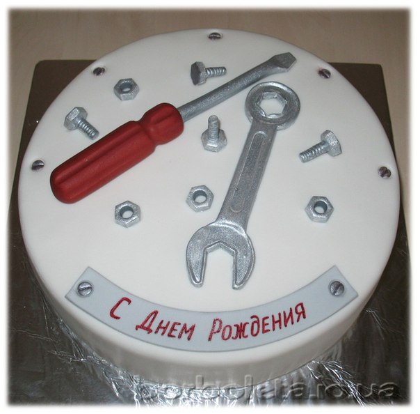 Торт с инструментами для мужчины Торт с инструментами для мужчины