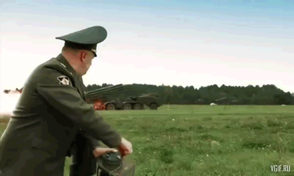 Запускает ракеты. Гифки Российская Армия 2025