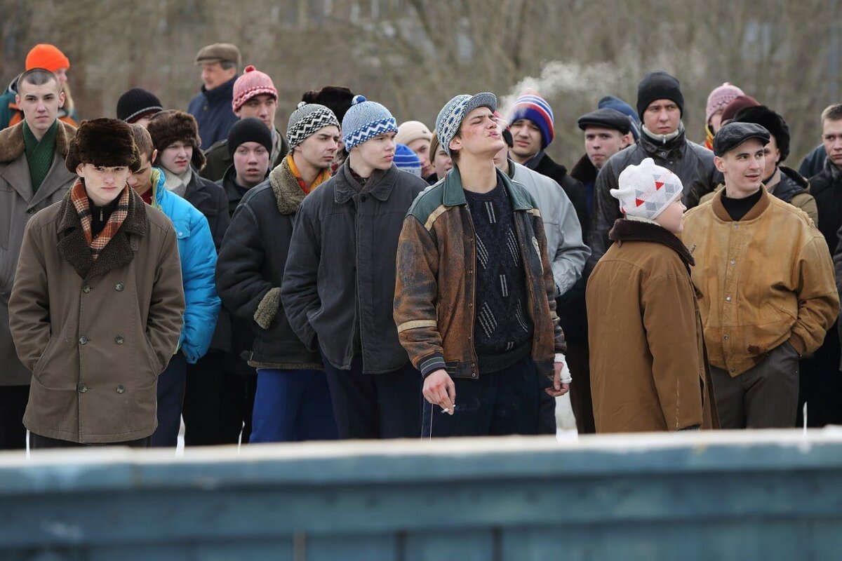 Обзор нашумевшего Сериала "Слово Пацана. Кровь на Асфальте" Обзор нашумевшего Сериала "Слово Пацана. Кровь на Асфальте"