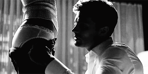 Пятьдесят оттенков серого гиф