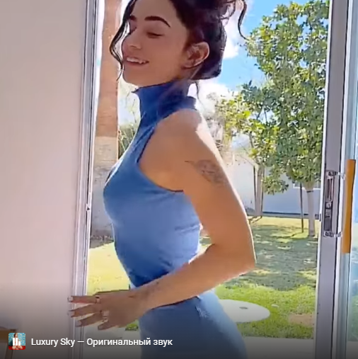 Занималась девушка организацией свадебных торжеств, готовила сценарии и проводила корпоративные вечера. Занималась девушка организацией свадебных торжеств, готовила сценарии и проводила корпоративные вечера.