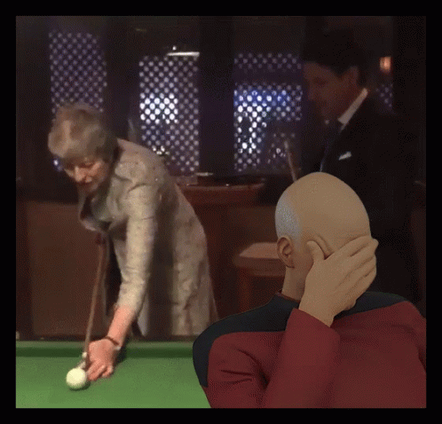 Смешные гифки про бильярд.