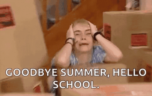 Смешная анимация с надписью "прощай лето, здравствуй школа!" на английском языке.