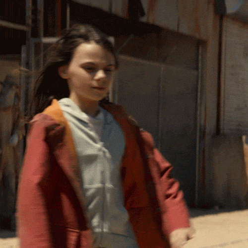 Гифка юная Лора.