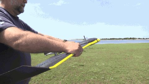 Запуск самодельного беспилотника. Запуск самодельного беспилотника.