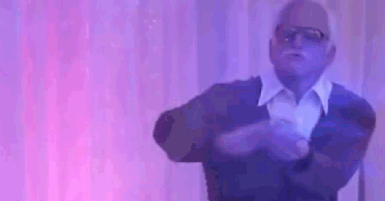 Несносный дед гифка с деньгами 