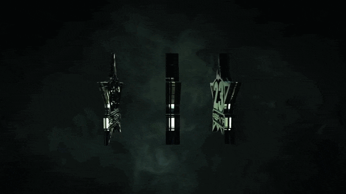 Эффектная анимация с красной Советской звездой на 23 февраля.