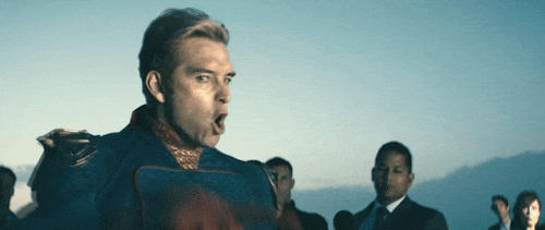 Смешной гиф фрагмент из видео где Хоумлендер толкает гневную речь.