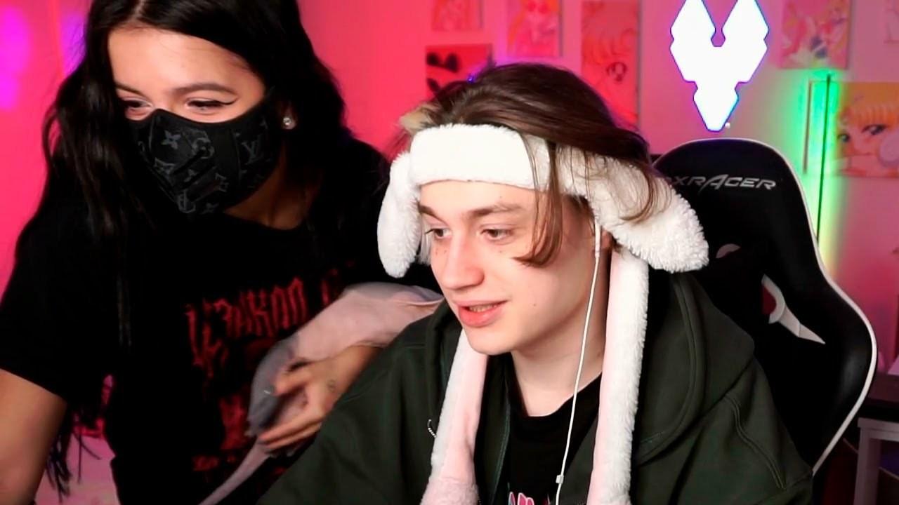 Амина тендерлибай с некоглаем Амина тендерлибай с некоглаем