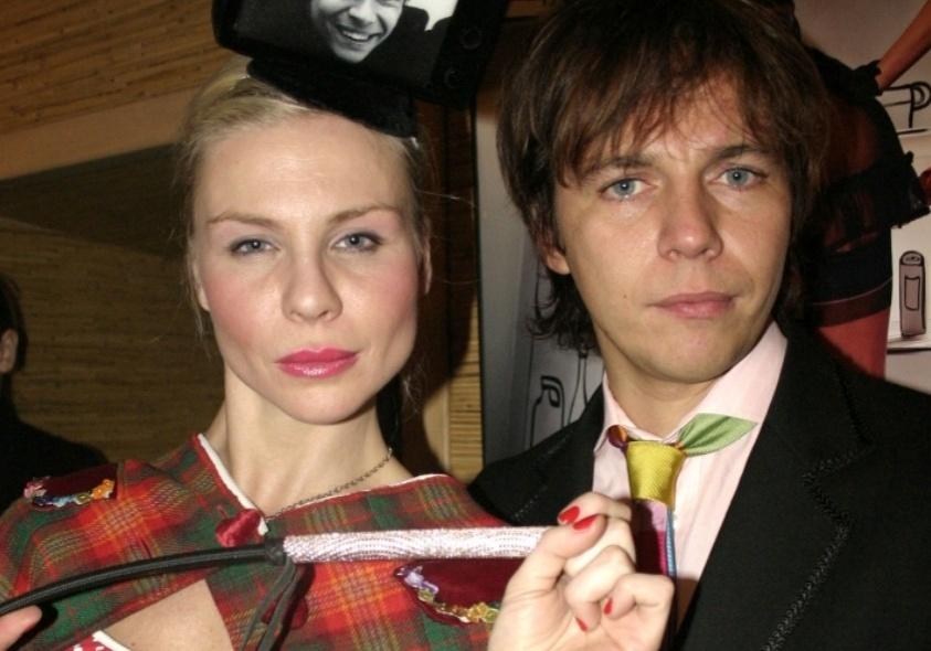 После расставания с Ильей Лагутенко его муза и верная подруга Надя Сказка. После расставания с Ильей Лагутенко его муза и верная подруга Надя Сказка.