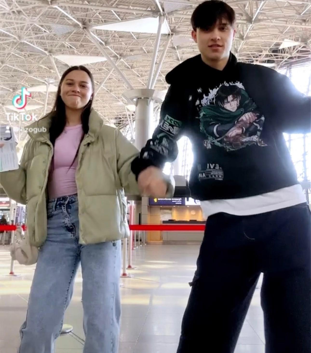 Женя Лизогуб и Милана Некрасова. Женя Лизогуб и Милана Некрасова.