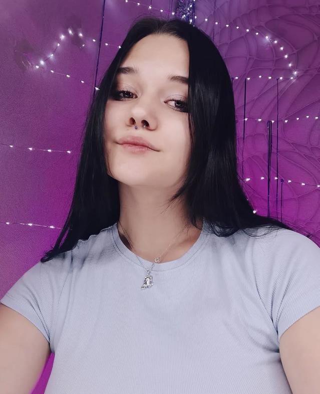 Обычные фотки Kate Koss.