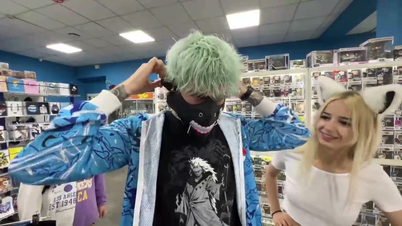 Дима Евтушенко и Симбочка встречаются. Дима Евтушенко и Симбочка встречаются.