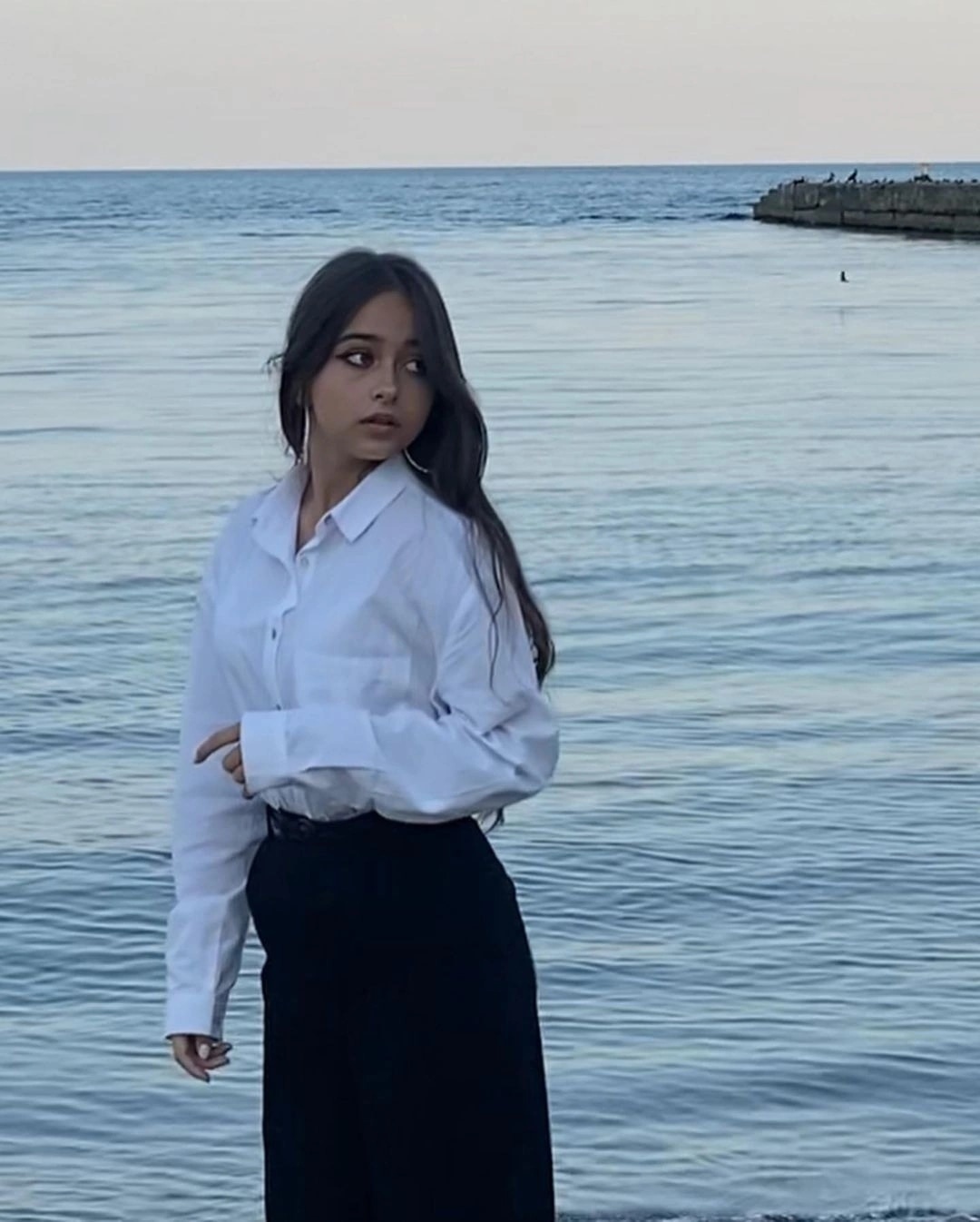 На вопросы фанатов не отвечала ничего и Семенюк. На вопросы фанатов не отвечала ничего и Семенюк.