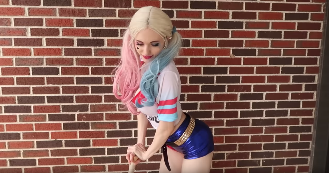 Amouranth takes her comical trolling up to the next level with this silly. Amouranth Харли Квинн слив фото косплей. Amouranth takes her comical trolling up to the next level with this silly. Amouranth Харли Квинн слив фото косплей.