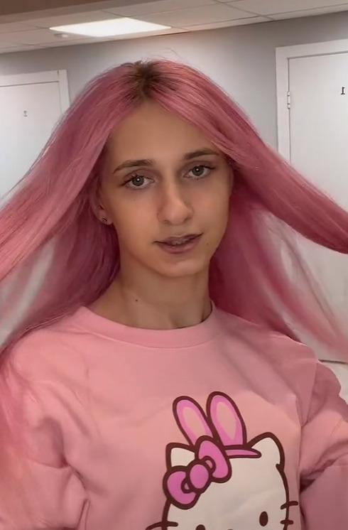 Подписчики заметили, что Даша Корейка накачала губы. Подписчики заметили, что Даша Корейка накачала губы.