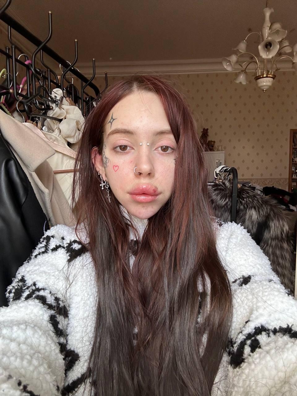 Похоже у Лапы Хапы дома магазин одежды скоро откроется). Похоже у Лапы Хапы дома магазин одежды скоро откроется).