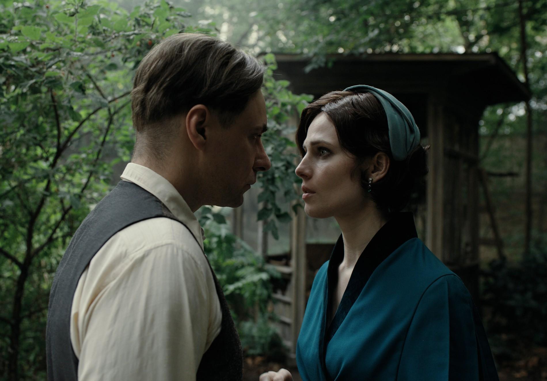 Юлия Снигирь в фильме Мастер и Маргарита слив фото. Юлия Снигирь в фильме Мастер и Маргарита слив фото.