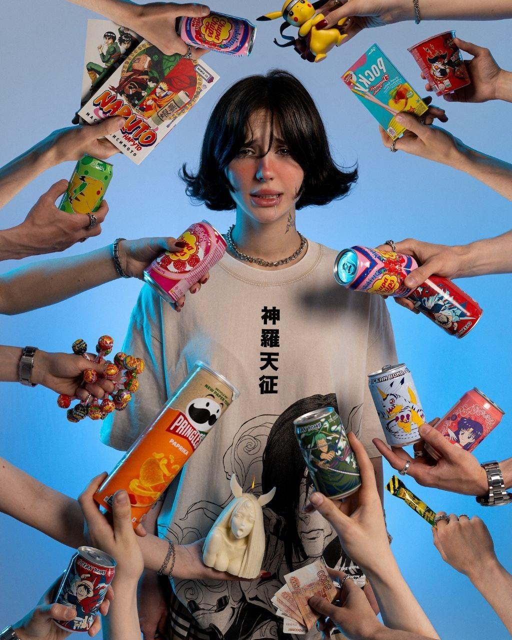 Новые фотки из телеграмма flaffyx с рекламой разных японских сладостей.