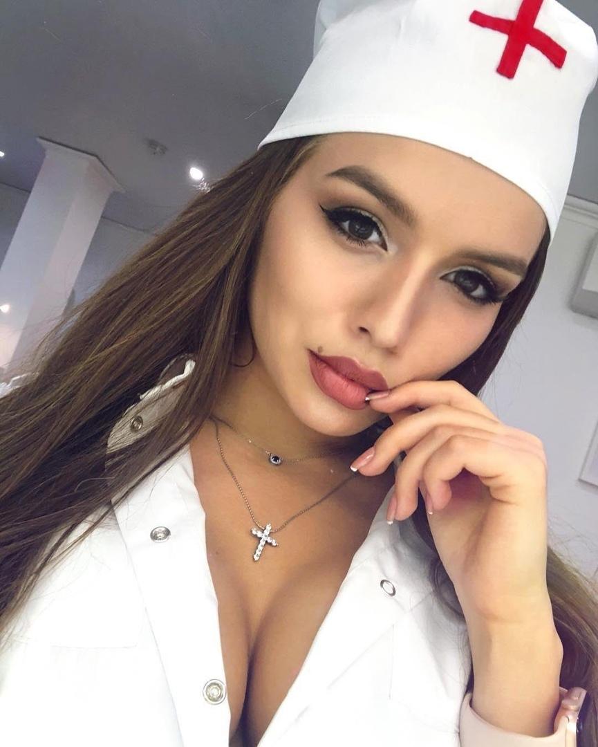 Люся Чеботина медсестра