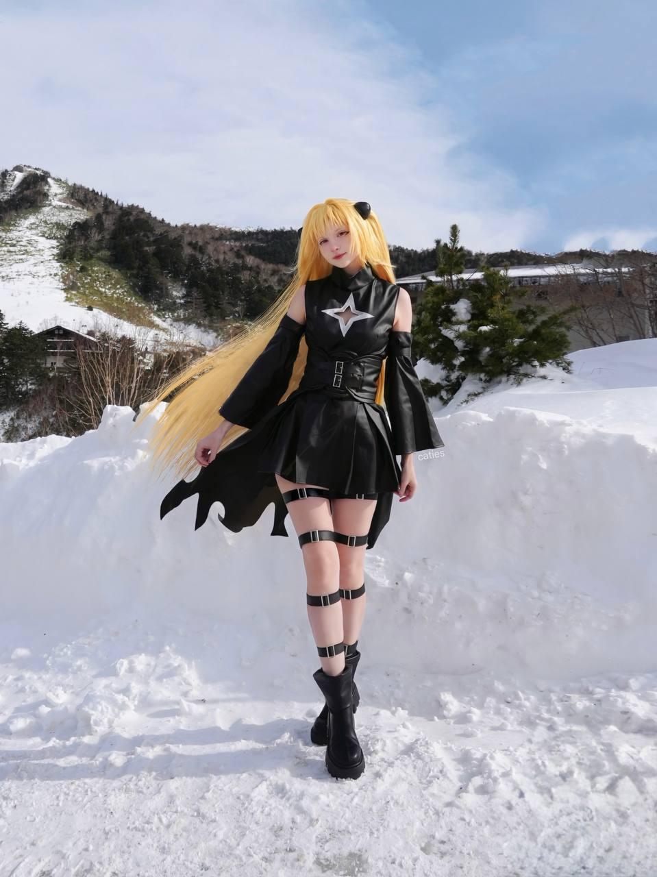 Ещё одна крутая фотка Caties в образе анимешницы. Ещё одна крутая фотка Caties в образе анимешницы.