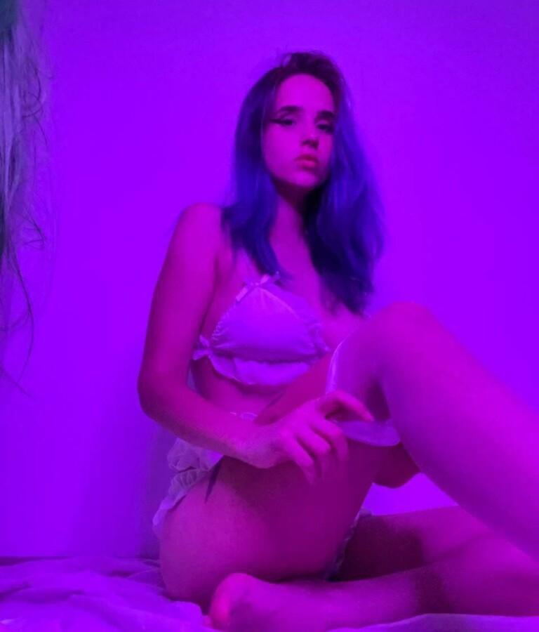 Keronkes слив онлифанс Keronkes слив онлифанс