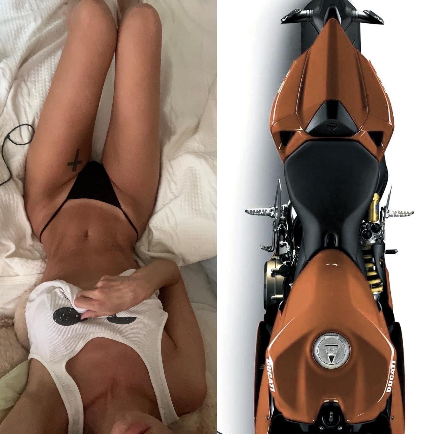 Откровенные фотки в нижнем белье в сравнение с мотиком. Откровенные фотки в нижнем белье в сравнение с мотиком.