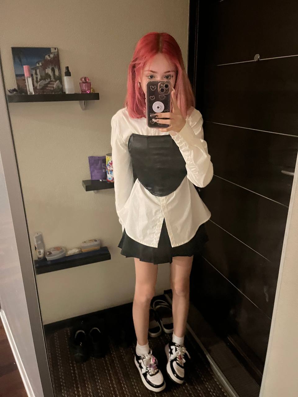 Домашнее селфи. Домашнее селфи.