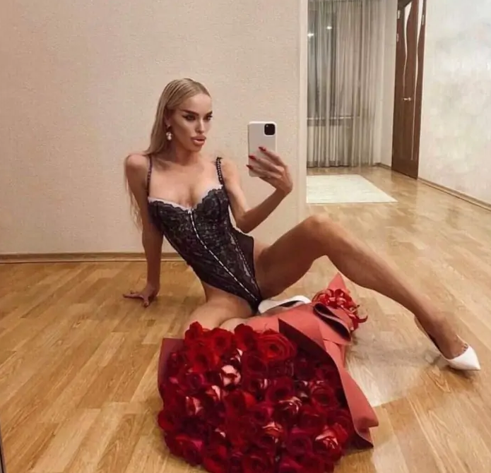 Свежий слив Алина Андриевская. Свежий слив Алина Андриевская.