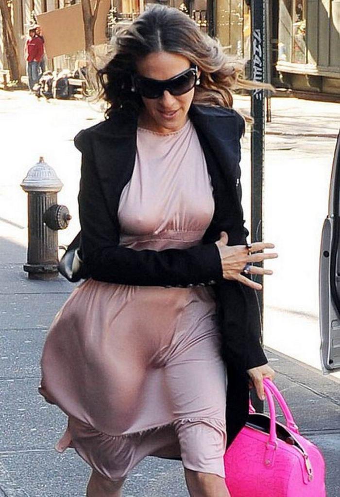 Свежая подборка засветов знаменитых звезд.