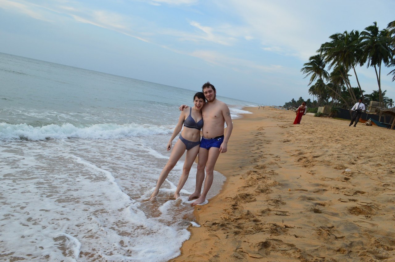 Откровенные фото на пляже Андрей Нефедов и Ира белка. Откровенные фото на пляже Андрей Нефедов и Ира белка.