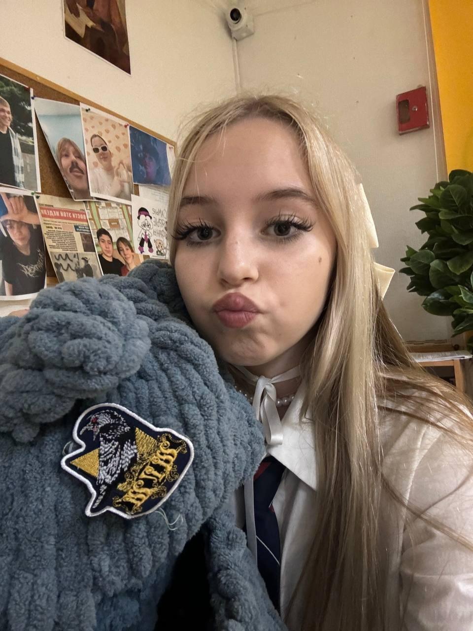 Смешной снимок в духе губы уточкой. Ксюша ШГШ фото Смешной снимок в духе губы уточкой. Ксюша ШГШ фото