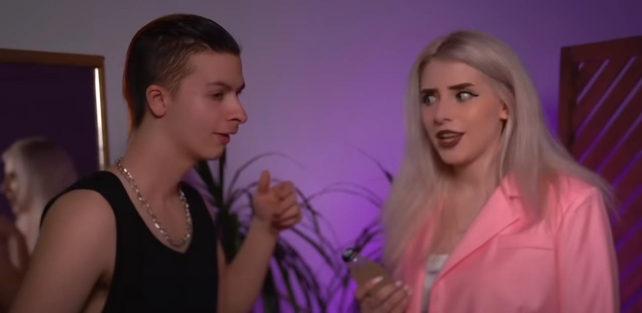 Стримеры Иван Золо и Света Соллар записали совместный трек. Стримеры Иван Золо и Света Соллар записали совместный трек.