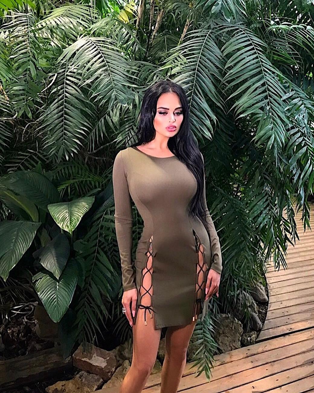 Голая Нита Кузьмина