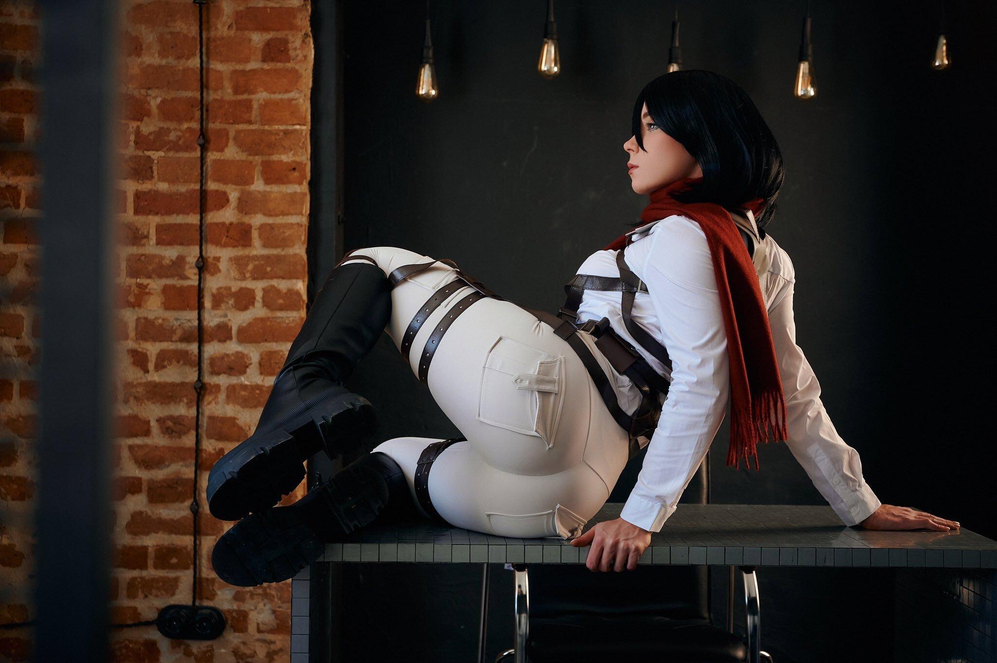 Чего только стоило увидеть её в образе Трисс Меригольд из популярной серии игр “Ведьмак”.