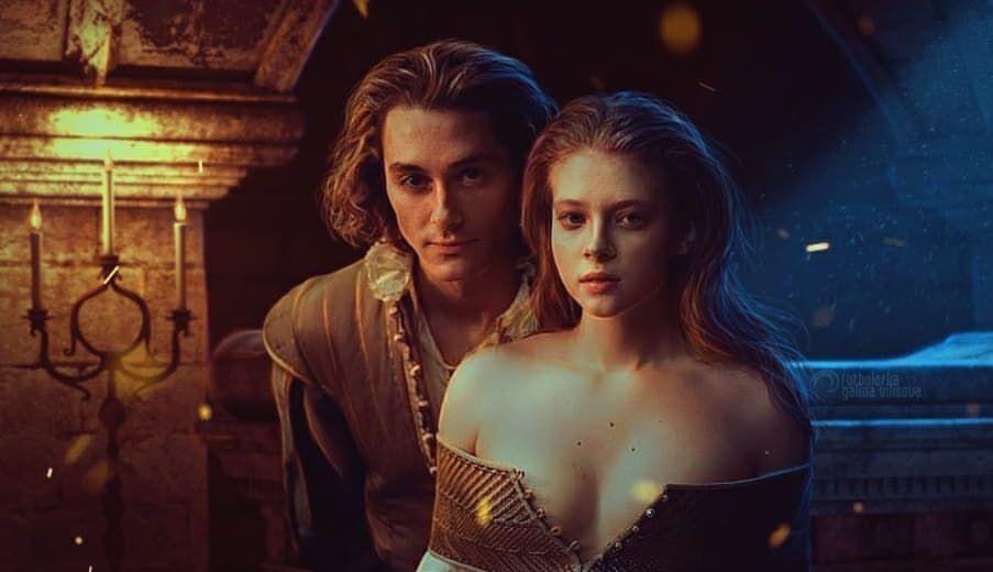 Также Валя могла вам запомниться по сериалам «Челночницы», «Акушерка.