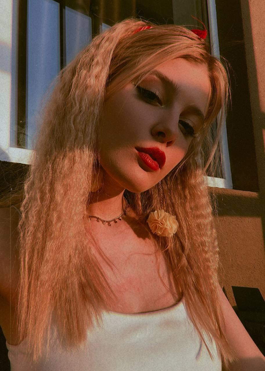 Фотки Ваймер в молодости.