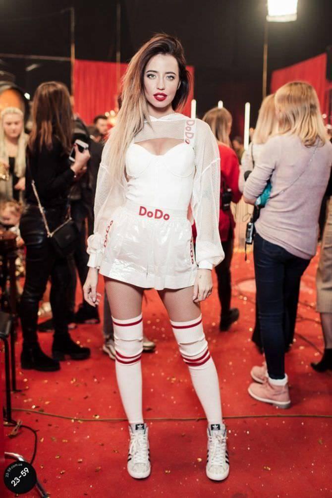 Надя Дорофеева в нижнем белье. Надя Дорофеева в нижнем белье.