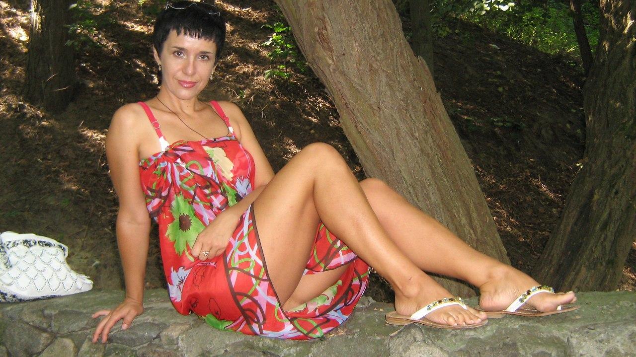 Взрослые женщины на природе частное фото 45 лет Взрослые женщины на природе частное фото 45 лет