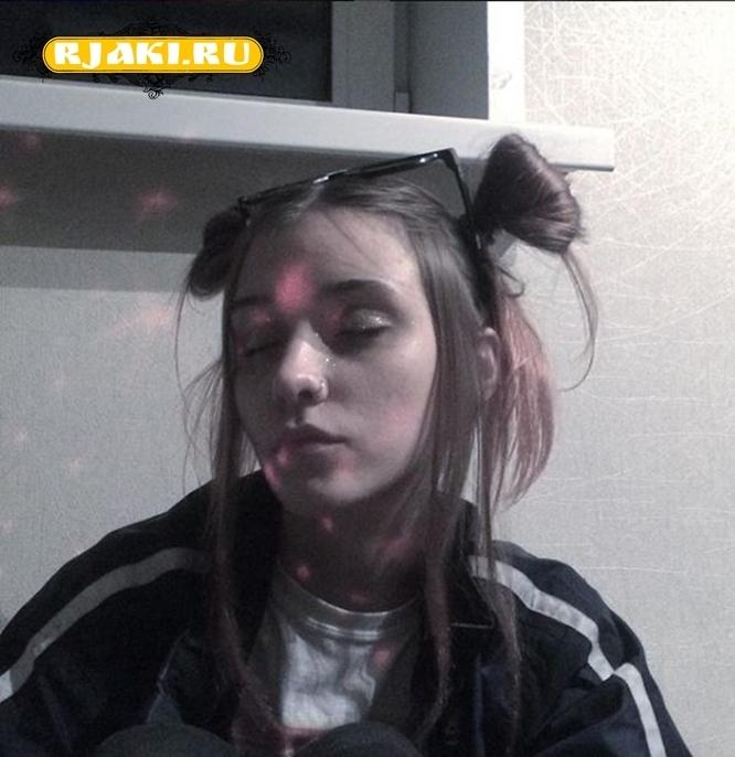 Красивая девушка дотерша Красивая девушка дотерша