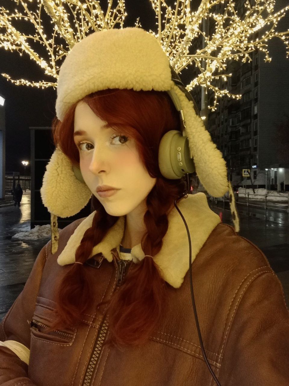 Смешная фотка у "Чувыдлы" выросли рога в виде дерева. Смешная фотка у "Чувыдлы" выросли рога в виде дерева.