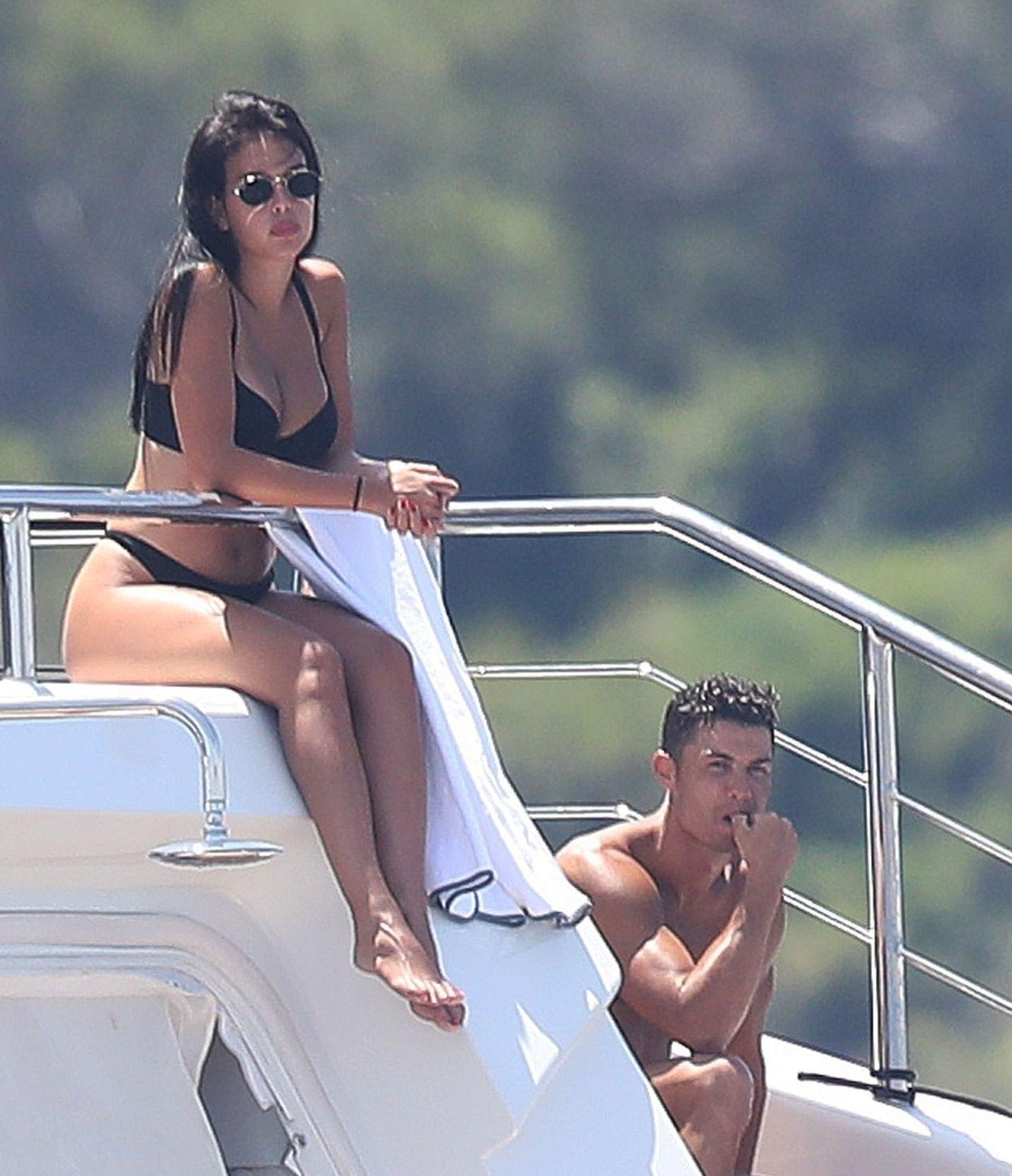 Слив Georgina_Rodriguez. Слив Georgina_Rodriguez.