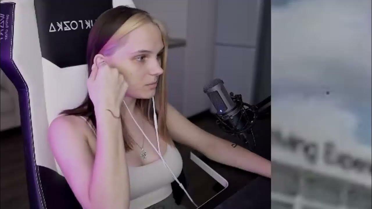 Лерон Барон стремительно набирает популярность в блогерской среде и обладает существенной аудиторией подписчиков. Лерон Барон стремительно набирает популярность в блогерской среде и обладает существенной аудиторией подписчиков.