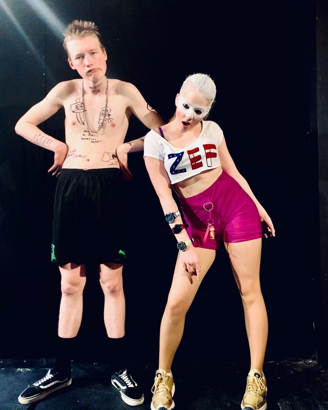 Горячие фото Валентины Ляпиной – в купальнике и в нижнем белье, пикантные засветы, эротические фотосессии ню.