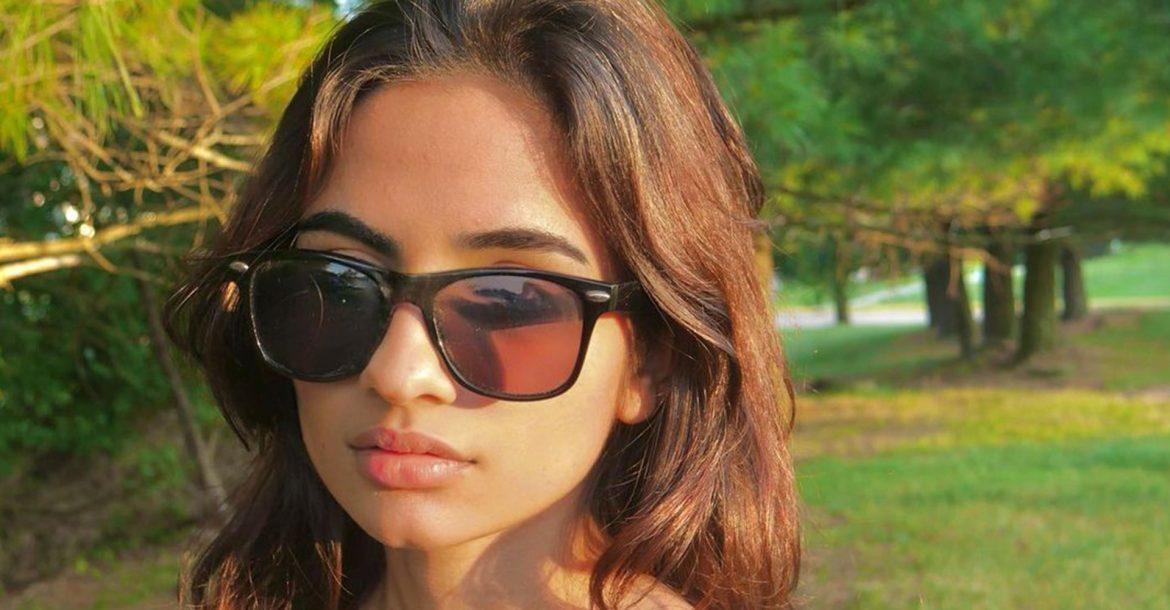 Суровый взгляд в солнечных очках. Суровый взгляд в солнечных очках.