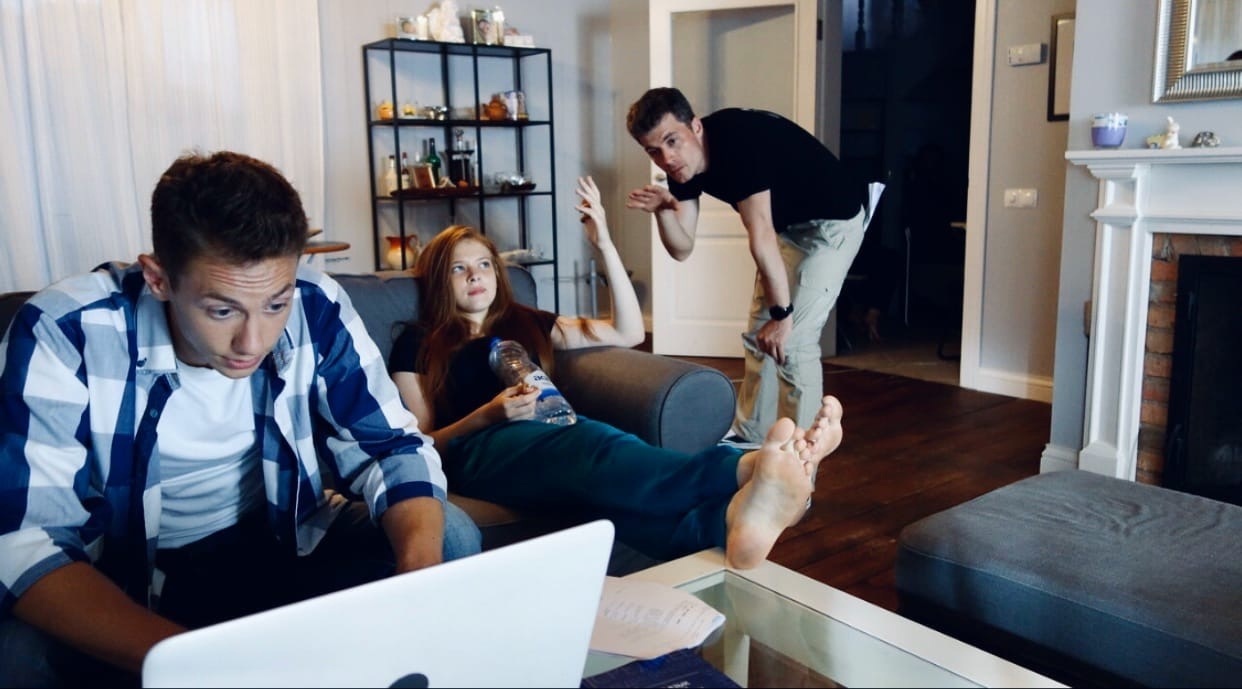 У актрисы еще все впереди и рано или поздно она еще снимется голой в эротической сцене или разденется для журнала Максим.