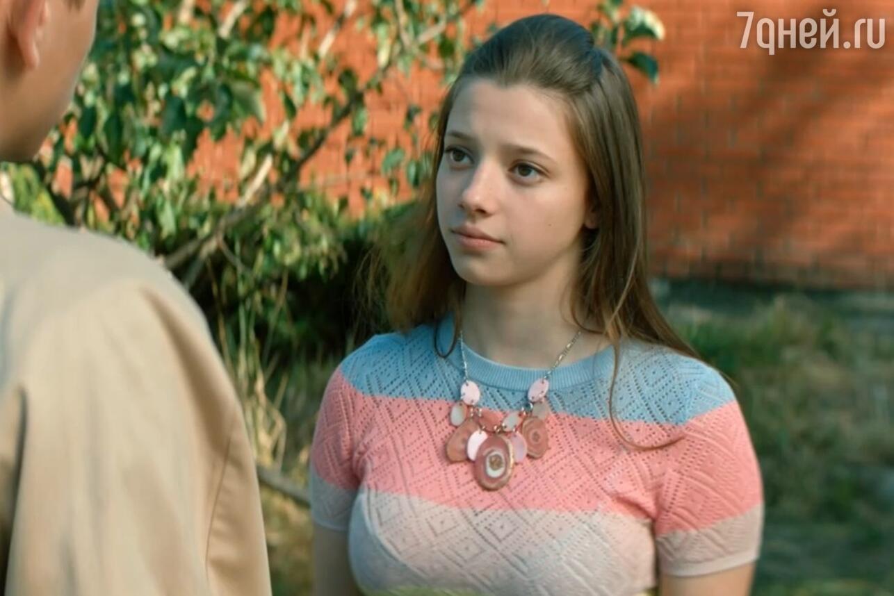 Ниже смотрите все горячие фото и слив Полины Гухман голой. Ниже смотрите все горячие фото и слив Полины Гухман голой.